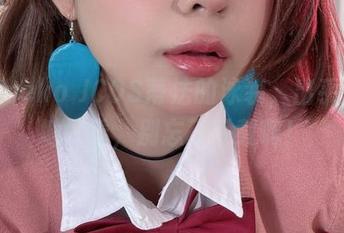 看Umeko JCOS蒂法的泳装，出乎意料地好看，别忘了下载啊！